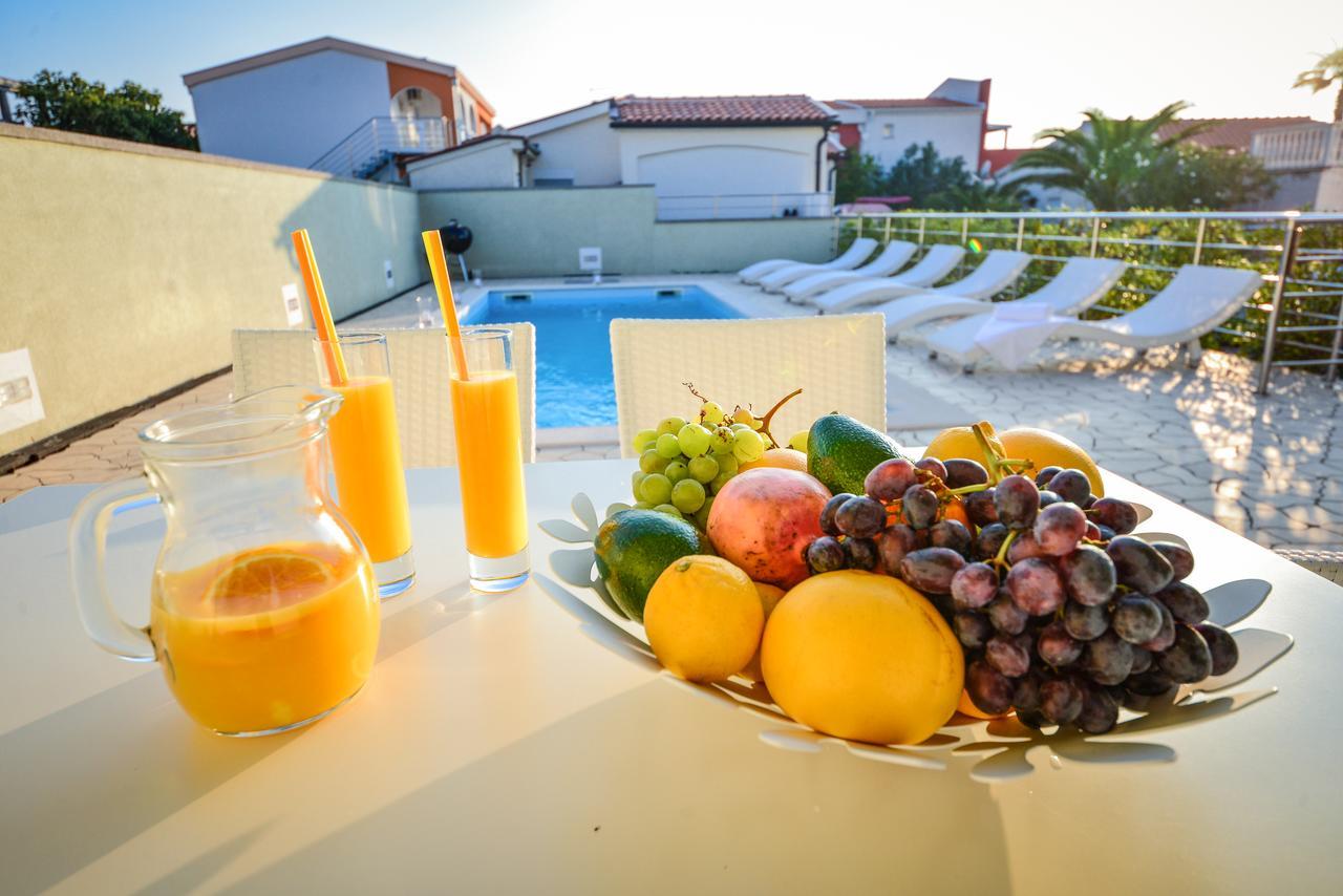 Sunset Deluxe Villa Vir Εξωτερικό φωτογραφία