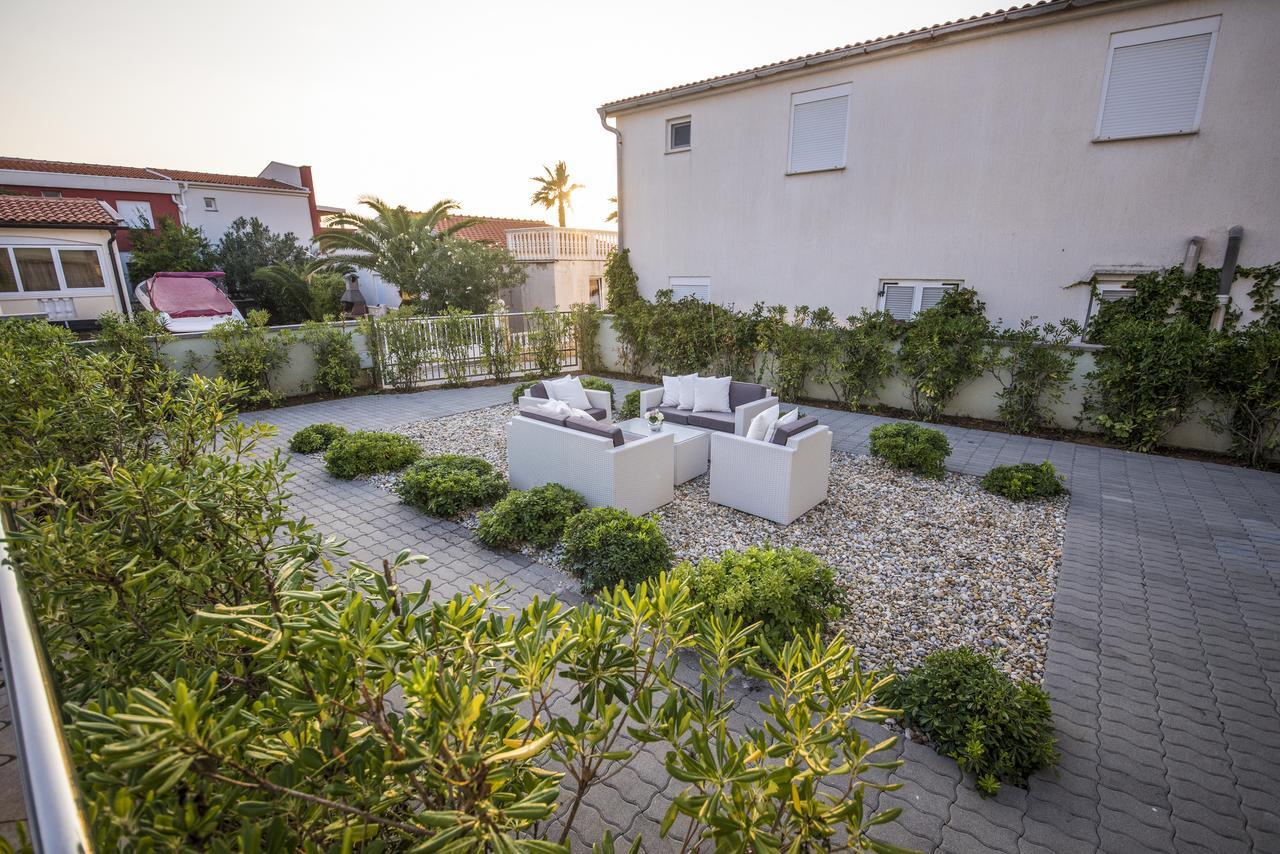 Sunset Deluxe Villa Vir Εξωτερικό φωτογραφία