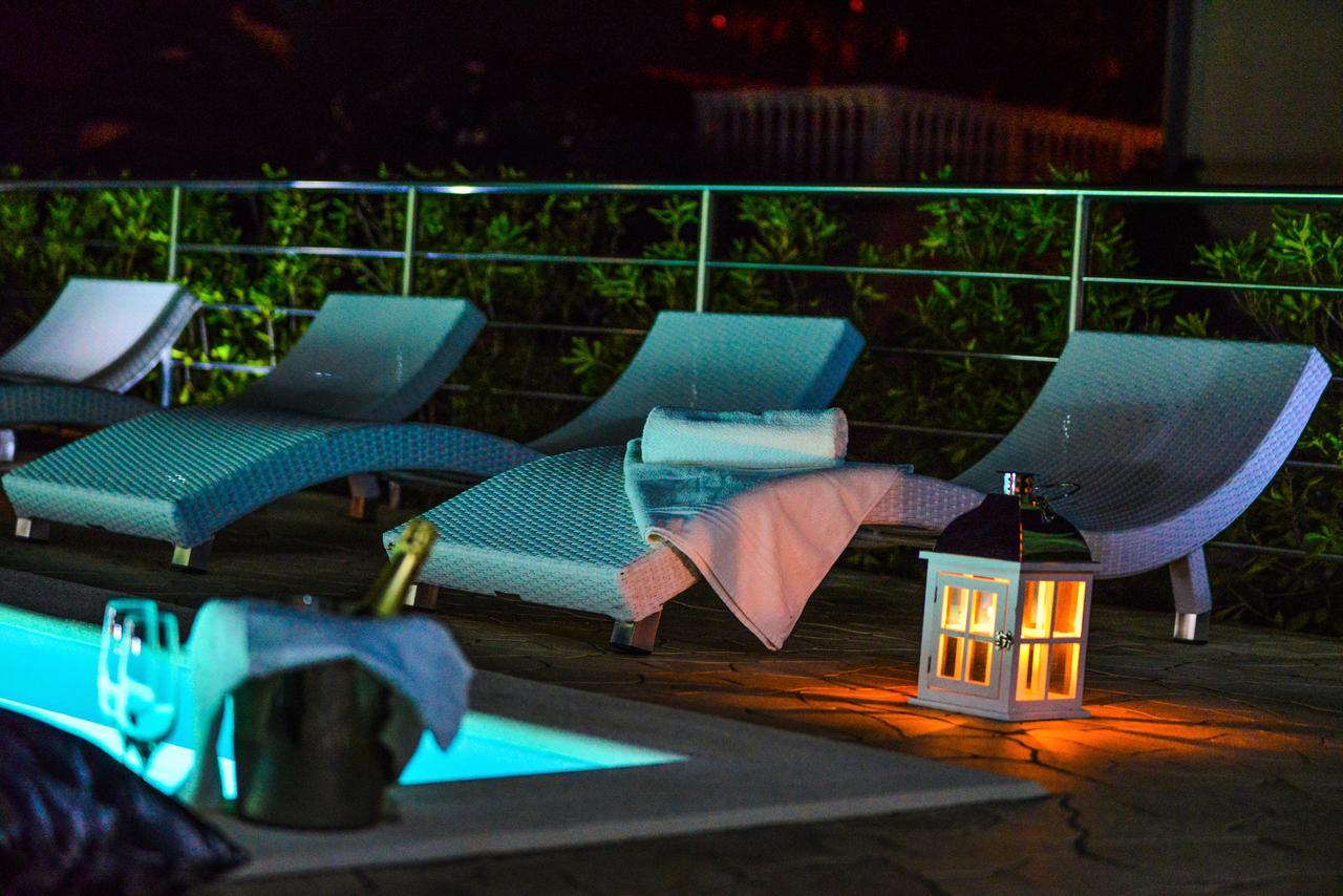Sunset Deluxe Villa Vir Εξωτερικό φωτογραφία